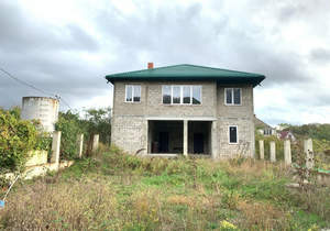 Дом 300м&sup2;, 2-этажный, участок 6 сот.  