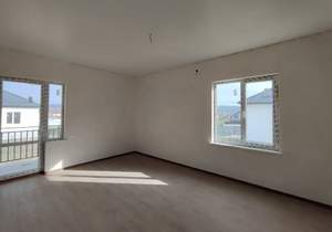 Дом 100м&sup2;, 2-этажный, участок 5 сот.  