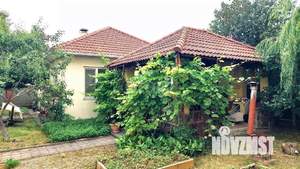 Дом 487м&sup2;, 2-этажный, участок 10 сот.  