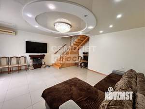 Дом 100м&sup2;, 2-этажный, участок 2 сот.  