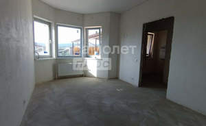 Дом 130м&sup2;, 2-этажный, участок 4 сот.  