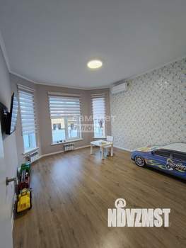 Дом 130м&sup2;, 1-этажный, участок 9 сот.  