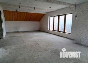 Коттедж 420м&sup2;, 2-этажный, участок 15 сот.  