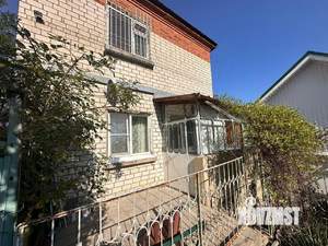 Дом 114м&sup2;, 2-этажный, участок 5 сот.  