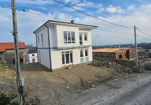 Дом 130м², 2-этажный, участок 4 сот.  