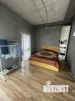 Дом 108м&sup2;, 2-этажный, участок 5 сот.  