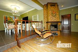 Дом 480м&sup2;, 2-этажный, участок 18 сот.  