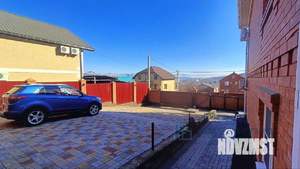 Дом 200м², 3-этажный, участок 8 сот.  