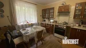 Дом 134м&sup2;, 2-этажный, участок 9 сот.  