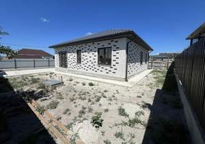 Дом 103м&sup2;, 1-этажный, участок 4 сот.  