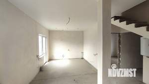 Дом 84м&sup2;, 2-этажный, участок 4 сот.  