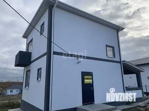 Дом 100м&sup2;, 2-этажный, участок 3 сот.  