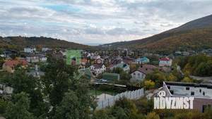 Дом 384м&sup2;, 3-этажный, участок 8 сот.  