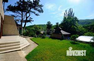 Дом 183м&sup2;, 2-этажный, участок 15 сот.  