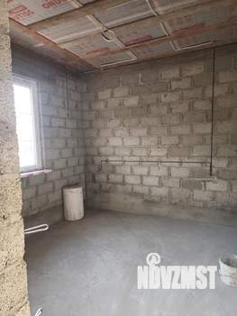 Дом 100м&sup2;, 2-этажный, участок 3 сот.  