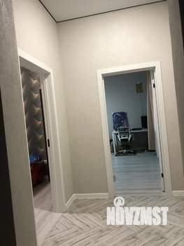 Дом 100м&sup2;, 2-этажный, участок 5 сот.  