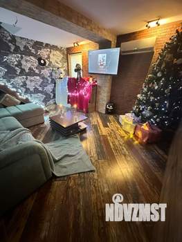 Дом 98м&sup2;, 2-этажный, участок 8 сот.  