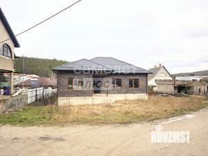 Дом 176м&sup2;, 1-этажный, участок 6 сот.  