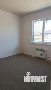 Дом 100м&sup2;, 1-этажный, участок 6 сот.  