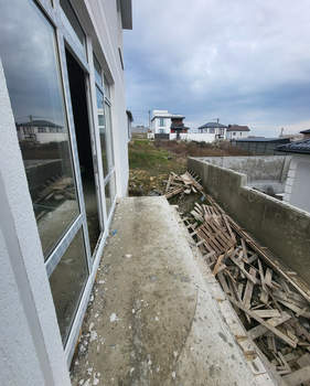 Дом 180м&sup2;, 3-этажный, участок 3 сот.  