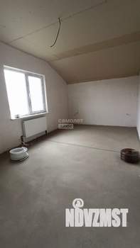 Дом 110м&sup2;, 2-этажный, участок 4 сот.  