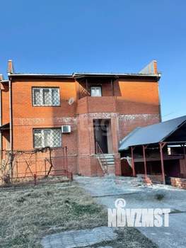 Дом 276м², 3-этажный, участок 17 сот.  