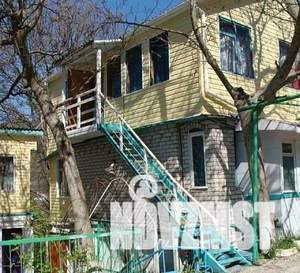 Дом 300м&sup2;, 2-этажный, участок 18 сот.  