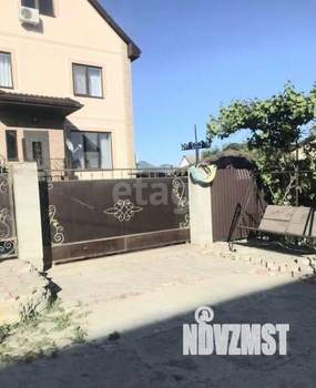 Дом 158м&sup2;, 3-этажный, участок 3 сот.  