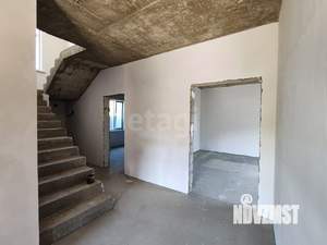 Дом 140м&sup2;, 2-этажный, участок 325 сот.  