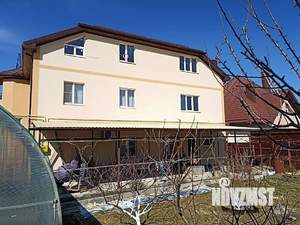 Дом 445м&sup2;, 3-этажный, участок 6 сот.  