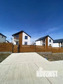 Дом 110м&sup2;, 2-этажный, участок 6 сот.  