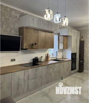 Дом 112м&sup2;, 3-этажный, участок 10 сот.  