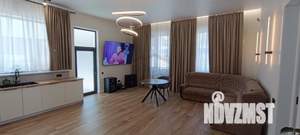 Дом 238м&sup2;, 1-этажный, участок 8 сот.  