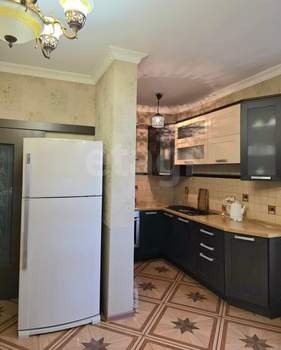 Дом 142м&sup2;, 2-этажный, участок 5 сот.  