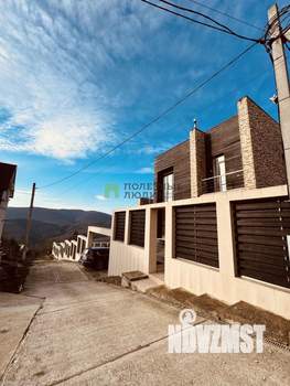 Дом 400м&sup2;, 4-этажный, участок 19 сот.  