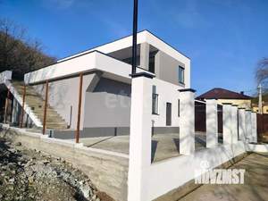 Дом 170м&sup2;, 2-этажный, участок 4 сот.  