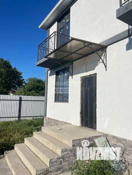 Дом 178м², 2-этажный, участок 3 сот.  