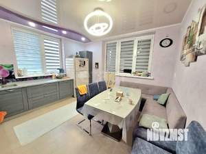 Дом 213м&sup2;, 3-этажный, участок 6 сот.  