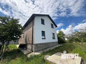 Дом 166м&sup2;, 2-этажный, участок 4 сот.  