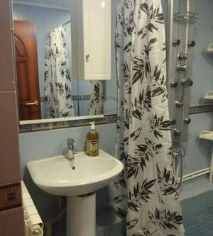 Дом 150м&sup2;, 2-этажный, участок 1 сот.  