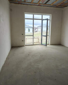 Дом 100м&sup2;, 2-этажный, участок 5 сот.  