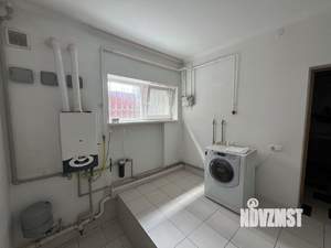 Дом 334м², 3-этажный, участок 3 сот.  