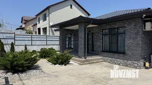 Дом 160м&sup2;, 1-этажный, участок 6 сот.  