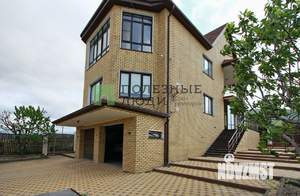 Дом 329м&sup2;, 2-этажный, участок 6 сот.  