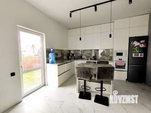 Дом 147м&sup2;, 2-этажный, участок 4 сот.  