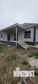 Дом 100м&sup2;, 2-этажный, участок 4 сот.  