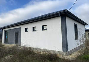 Дом 140м&sup2;, 1-этажный, участок 5 сот.  