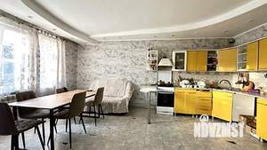 Дом 140м², 2-этажный, участок 3 сот.  