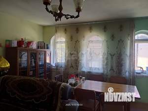 Дом 182м&sup2;, 3-этажный, участок 7 сот.  