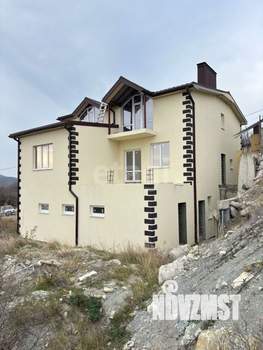 Дом 331м&sup2;, 2-этажный, участок 9 сот.  